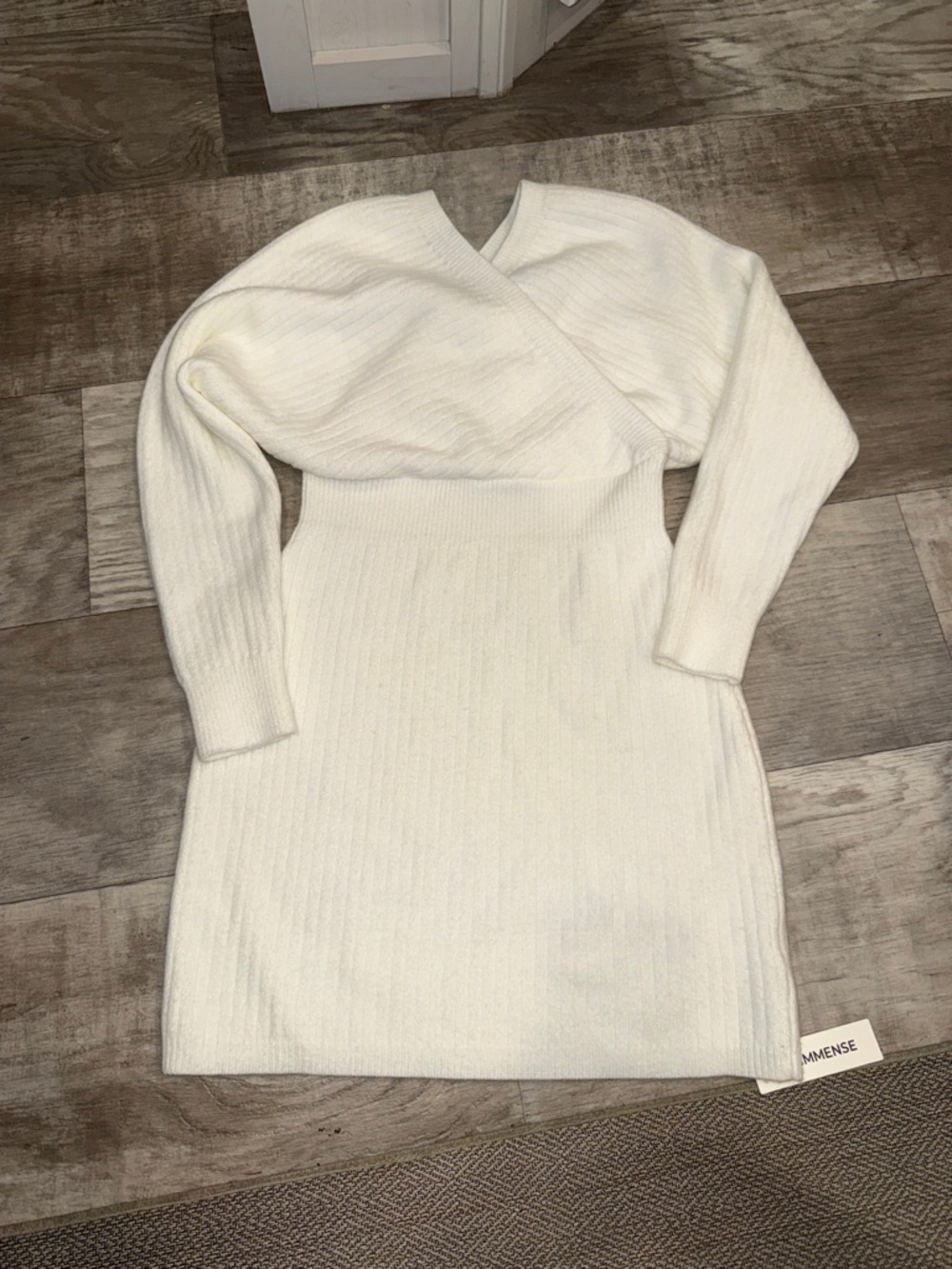 Commense White Long Sleeve Dress